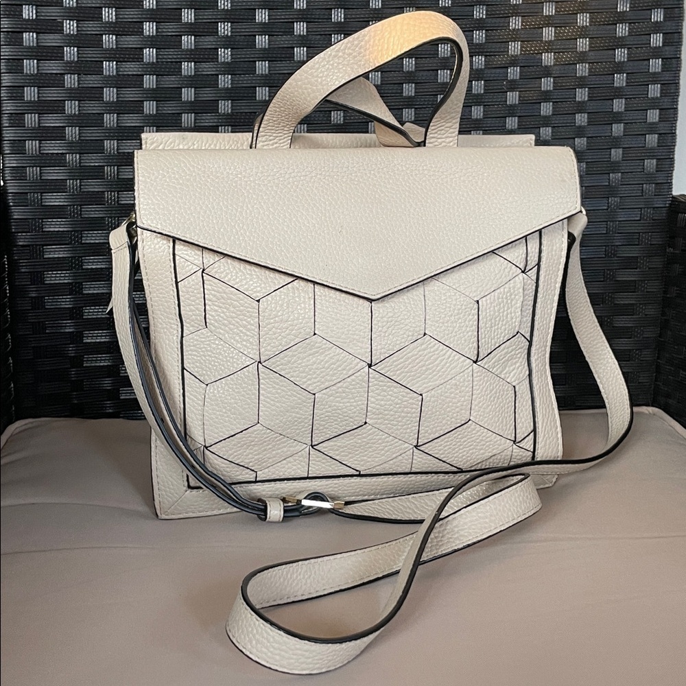 Welden Voyager Small Flap Satchel Cement Colored Pebbled Leather Crossbody Bag - Picture 7 of 13